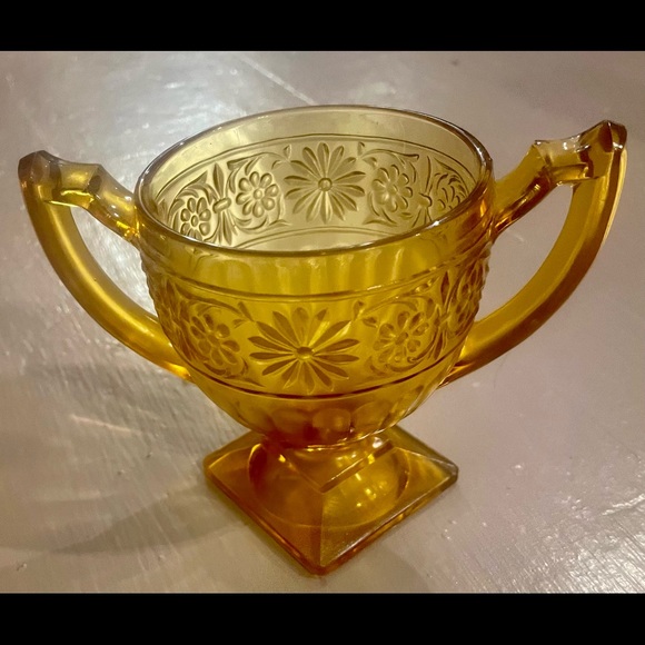 Indiana Glass Kitchen Vintage Amber Indiana Glass Sugar Bowl Poshmark